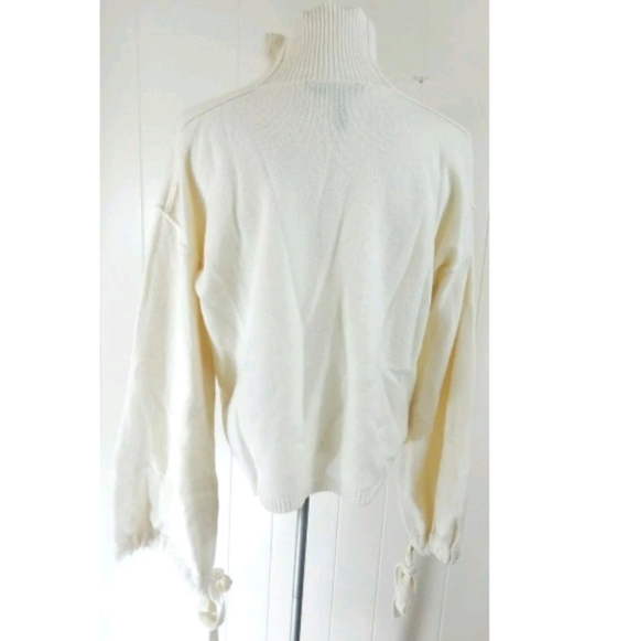 BCBG Max Azria Oversized Tie Sleeve Sweater - Picture 4 of 6